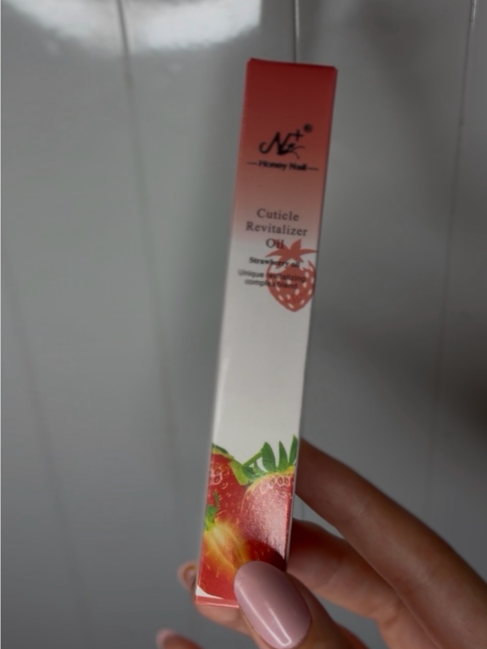 Strawberry Cuticle Oil Revitalizer Pen NWT